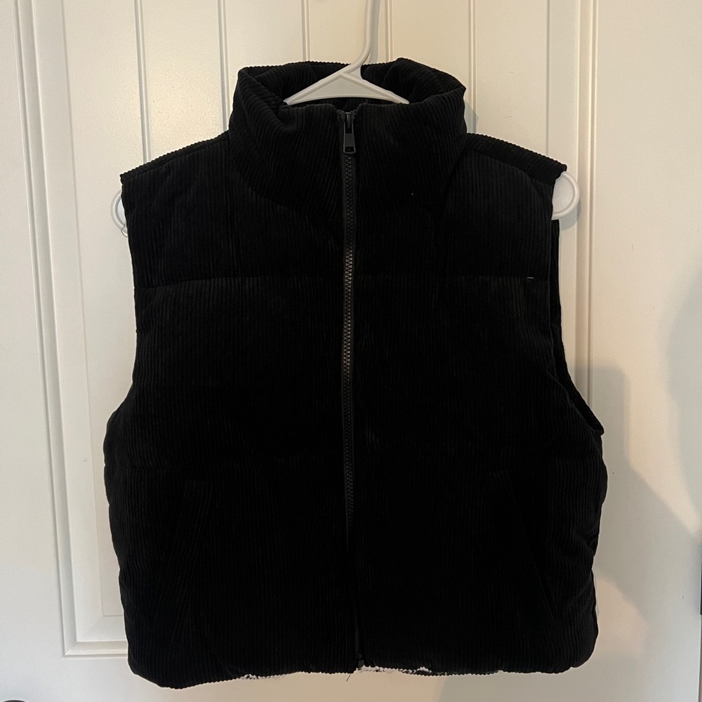 LOVE TREE PUFFER VEST